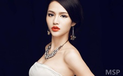 美女校花被调教出奶水